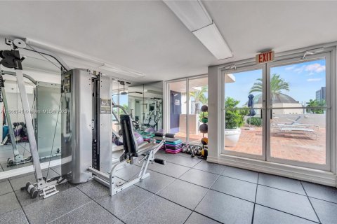 Copropriété à vendre à Miami Beach, Floride: 2 chambres, 82.68 m2 № 2016457 - photo 11