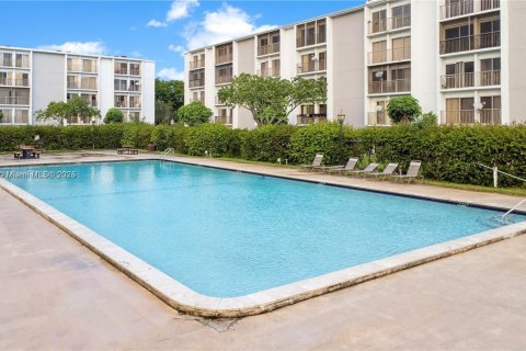 Condominio en venta en Miramar, Florida, 2 dormitorios, 77.29 m2 № 1691872 - foto 22