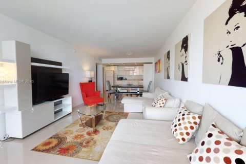 Copropriété à vendre à Sunny Isles Beach, Floride: 2 chambres, 93.37 m2 № 2037306 - photo 6