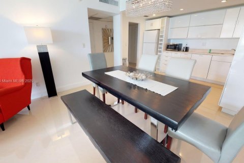 Copropriété à vendre à Sunny Isles Beach, Floride: 2 chambres, 93.37 m2 № 2037306 - photo 11