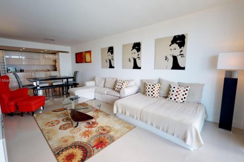 Copropriété à vendre à Sunny Isles Beach, Floride: 2 chambres, 93.37 m2 № 2037306 - photo 13