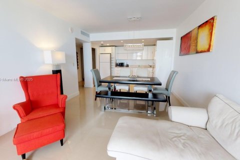 Copropriété à vendre à Sunny Isles Beach, Floride: 2 chambres, 93.37 m2 № 2037306 - photo 10