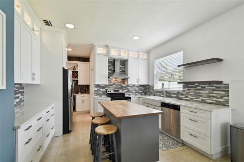 House in Odessa, Florida 4 bedrooms, 218.78 sq.m. № 1810663 - photo 6