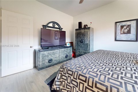 Touwnhouse à vendre à Pembroke Pines, Floride: 3 chambres, 129.88 m2 № 2051750 - photo 18