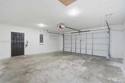 Villa ou maison à vendre à LaBelle, Floride: 3 chambres № 2273358 - photo 8