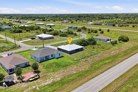 Villa ou maison à vendre à LaBelle, Floride: 3 chambres № 2273358 - photo 2
