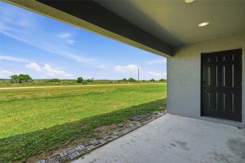 Villa ou maison à vendre à LaBelle, Floride: 3 chambres № 2273358 - photo 6