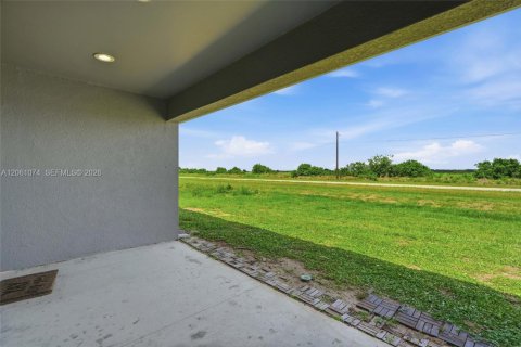 Villa ou maison à vendre à LaBelle, Floride: 3 chambres № 2273358 - photo 7