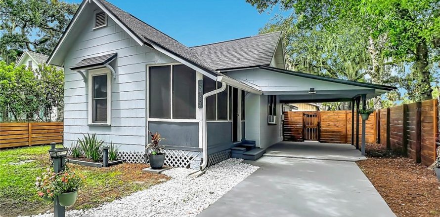 Casa en Sanford, Florida 3 dormitorios, 116.78 m2 № 2157386