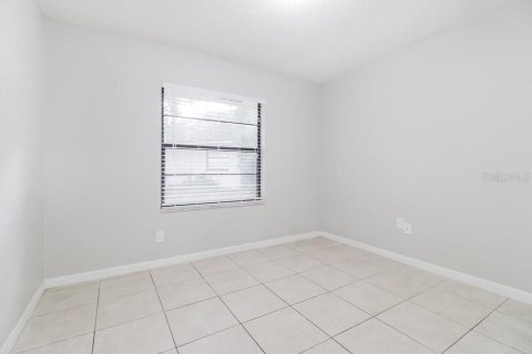 Villa ou maison à louer à Orlando, Floride: 3 chambres, 135.45 m2 № 2425611 - photo 4