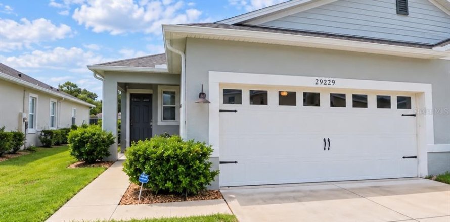 Villa ou maison à Leesburg, Floride 2 chambres, 149.39 m2 № 2354518