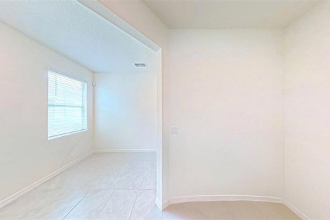 Villa ou maison à vendre à Leesburg, Floride: 2 chambres, 149.39 m2 № 2354518 - photo 5