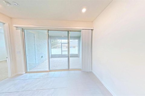 Villa ou maison à vendre à Leesburg, Floride: 2 chambres, 149.39 m2 № 2354518 - photo 18