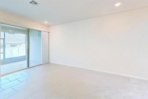 Villa ou maison à vendre à Leesburg, Floride: 2 chambres, 149.39 m2 № 2354518 - photo 19