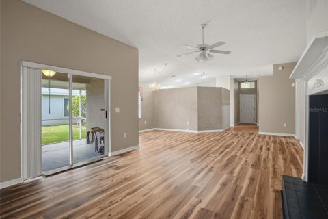 Villa ou maison à vendre à Spring Hill, Floride: 2 chambres, 181.53 m2 № 2429234 - photo 22