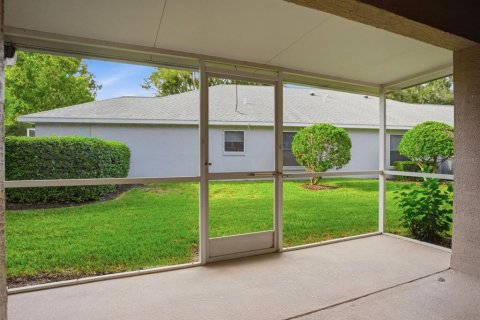Villa ou maison à vendre à Spring Hill, Floride: 2 chambres, 181.53 m2 № 2429234 - photo 17