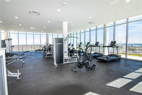 Condo in Saint Petersburg, Florida, 2 bedrooms  № 1792803 - photo 28