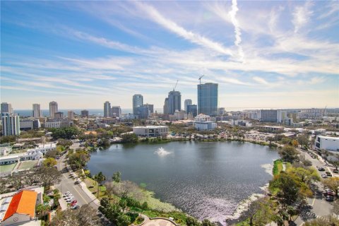 Condo in Saint Petersburg, Florida, 2 bedrooms  № 1792803 - photo 30