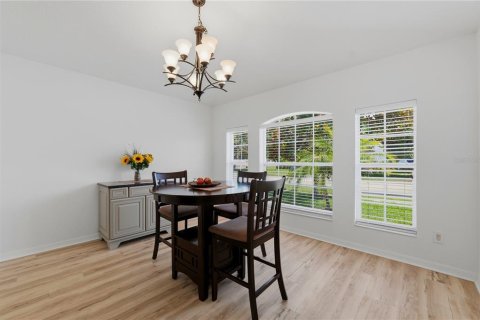 House in Land O' Lakes, Florida 3 bedrooms, 161.19 sq.m. № 2226399 - photo 13