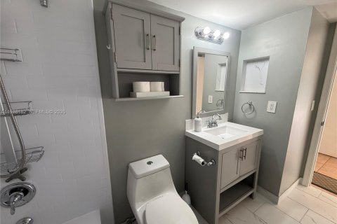 Copropriété à vendre à Plantation, Floride: 2 chambres, 90.02 m2 № 1999357 - photo 14