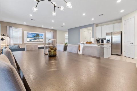 Villa ou maison à vendre à Kissimmee, Floride: 4 chambres, 219.53 m2 № 1538226 - photo 9