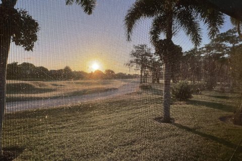 Casa en alquiler en Palm Beach Gardens, Florida, 3 dormitorios, 242.29 m2 № 1160294 - foto 1