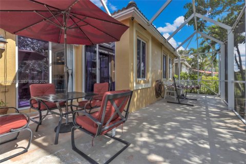 House in Weston, Florida 3 bedrooms, 144.83 sq.m. № 2068390 - photo 29