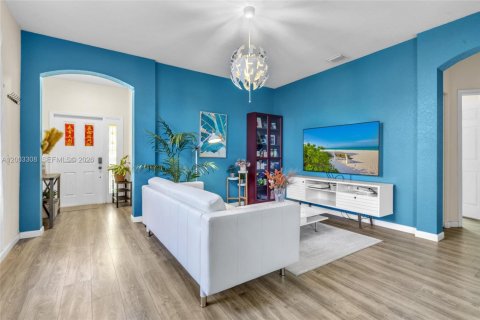 House in Weston, Florida 3 bedrooms, 144.83 sq.m. № 2068390 - photo 6