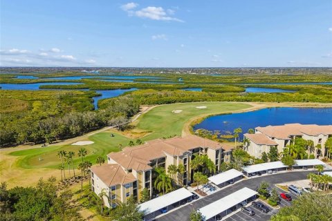 Condominio en alquiler en Bradenton, Florida, 2 dormitorios, 107.4 m2 № 2118360 - foto 5