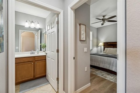 Condominio en alquiler en Bradenton, Florida, 2 dormitorios, 107.4 m2 № 2118360 - foto 24