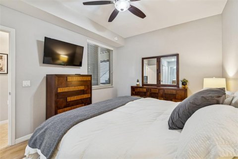 Condominio en alquiler en Bradenton, Florida, 2 dormitorios, 107.4 m2 № 2118360 - foto 19