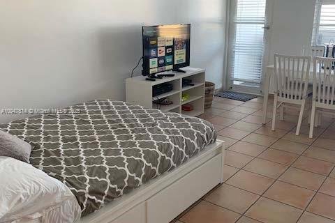 Copropriété à louer à Miami Beach, Floride: 48.77 m2 № 1860552 - photo 3