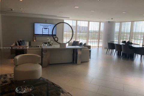 Купить кондоминиум в Санни-Айлс-Бич, Флорида 2 спальни, 143.16м2, № 2034136 - фото 27