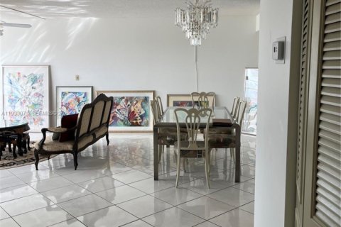 Copropriété à vendre à Fort Lauderdale, Floride: 2 chambres, 118.54 m2 № 2035162 - photo 6