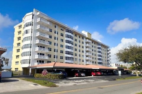 Condo à Fort Lauderdale, Floride, 2 chambres  № 2035162