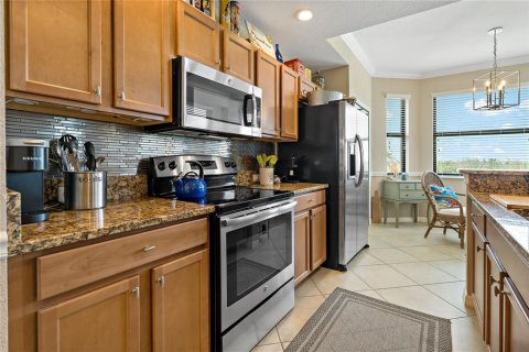 Condo in Bradenton, Florida, 2 bedrooms № 2217811 - photo 27