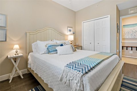 Condo in Bradenton, Florida, 2 bedrooms № 2217811 - photo 23