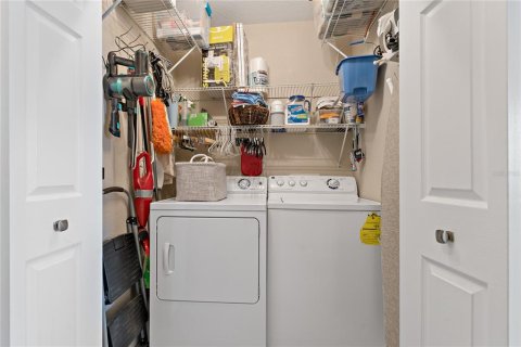 Condo in Bradenton, Florida, 2 bedrooms № 2217811 - photo 30