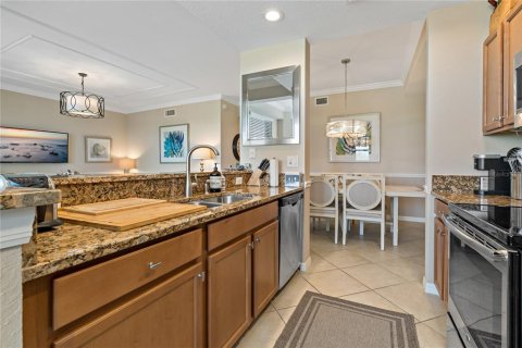 Condo in Bradenton, Florida, 2 bedrooms № 2217811 - photo 5