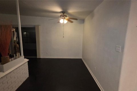 Villa ou maison à vendre à Orlando, Floride: 3 chambres, 204.38 m2 № 2390801 - photo 7