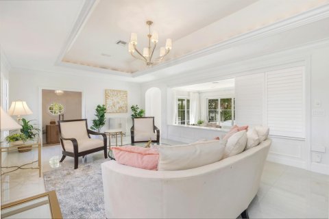 House in Palm Beach, Florida 3 bedrooms, 261.89 sq.m. № 2392830 - photo 4