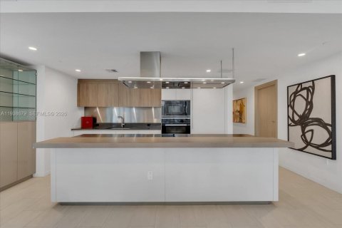 Condominio en venta en Miami, Florida, 3 dormitorios, 177.35 m2 № 1996937 - foto 9