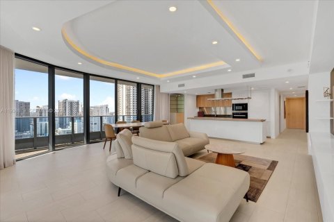 Condominio en venta en Miami, Florida, 3 dormitorios, 177.35 m2 № 1996937 - foto 8