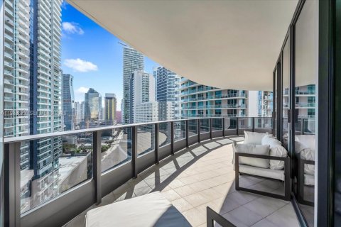 Condominio en venta en Miami, Florida, 3 dormitorios, 177.35 m2 № 1996937 - foto 15