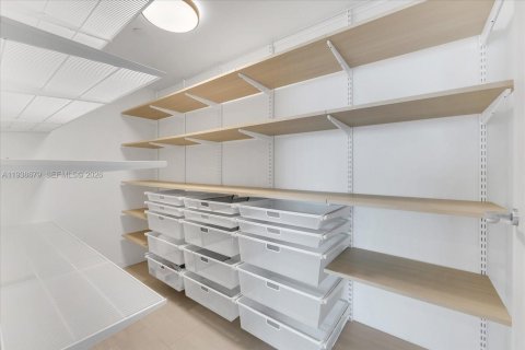 Condominio en venta en Miami, Florida, 3 dormitorios, 177.35 m2 № 1996937 - foto 21