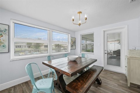 Villa ou maison à vendre à Hudson, Floride: 2 chambres, 99.96 m2 № 2361592 - photo 14