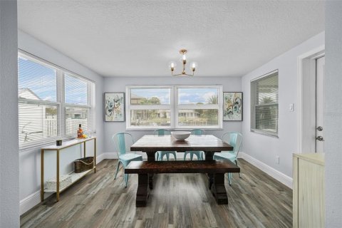 Villa ou maison à vendre à Hudson, Floride: 2 chambres, 99.96 m2 № 2361592 - photo 12