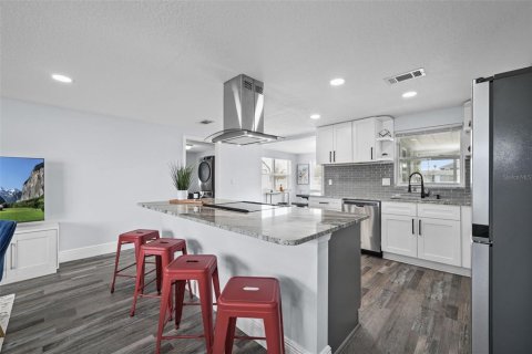 Villa ou maison à vendre à Hudson, Floride: 2 chambres, 99.96 m2 № 2361592 - photo 8