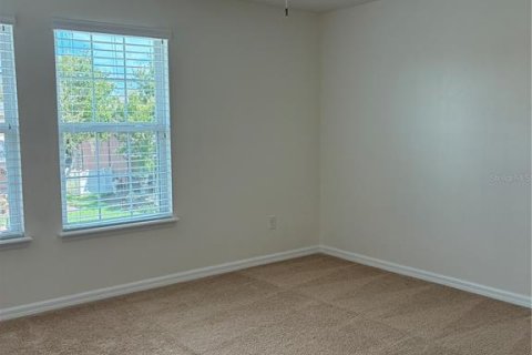 Villa ou maison à louer à Wesley Chapel, Floride: 4 chambres, 303.42 m2 № 2390869 - photo 25