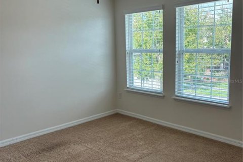 Villa ou maison à louer à Wesley Chapel, Floride: 4 chambres, 303.42 m2 № 2390869 - photo 26
